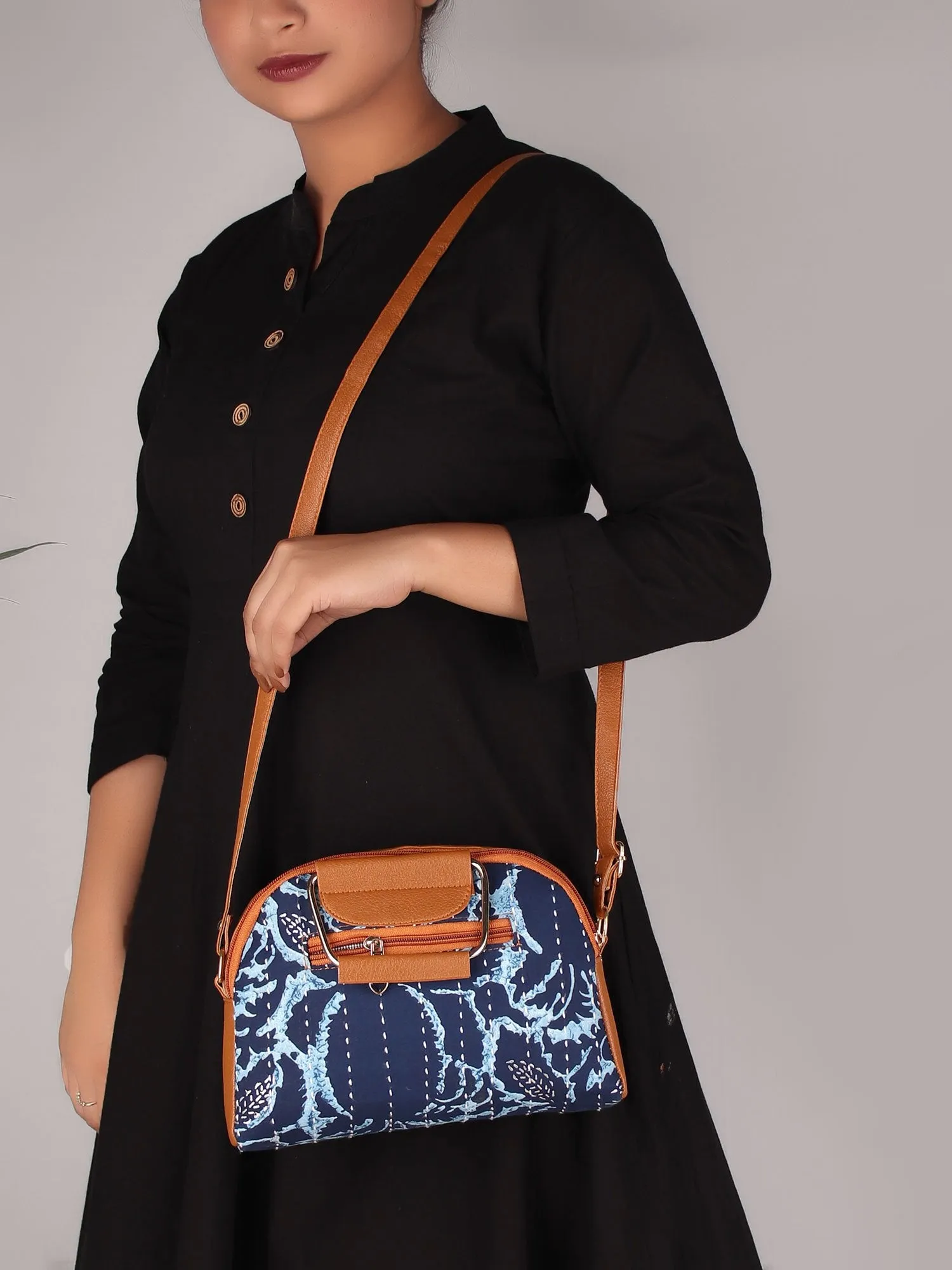 ABSTRACT FLOWERS STATEMENT HANDBAG