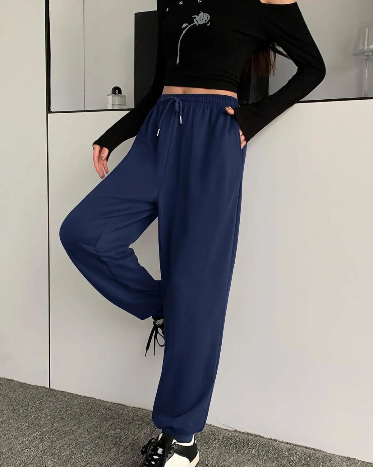 ASIMOON Womens Sweatpants with Pockets Loose Drawstring Joggers Pants Workout Casual Comfy Lounge Pants