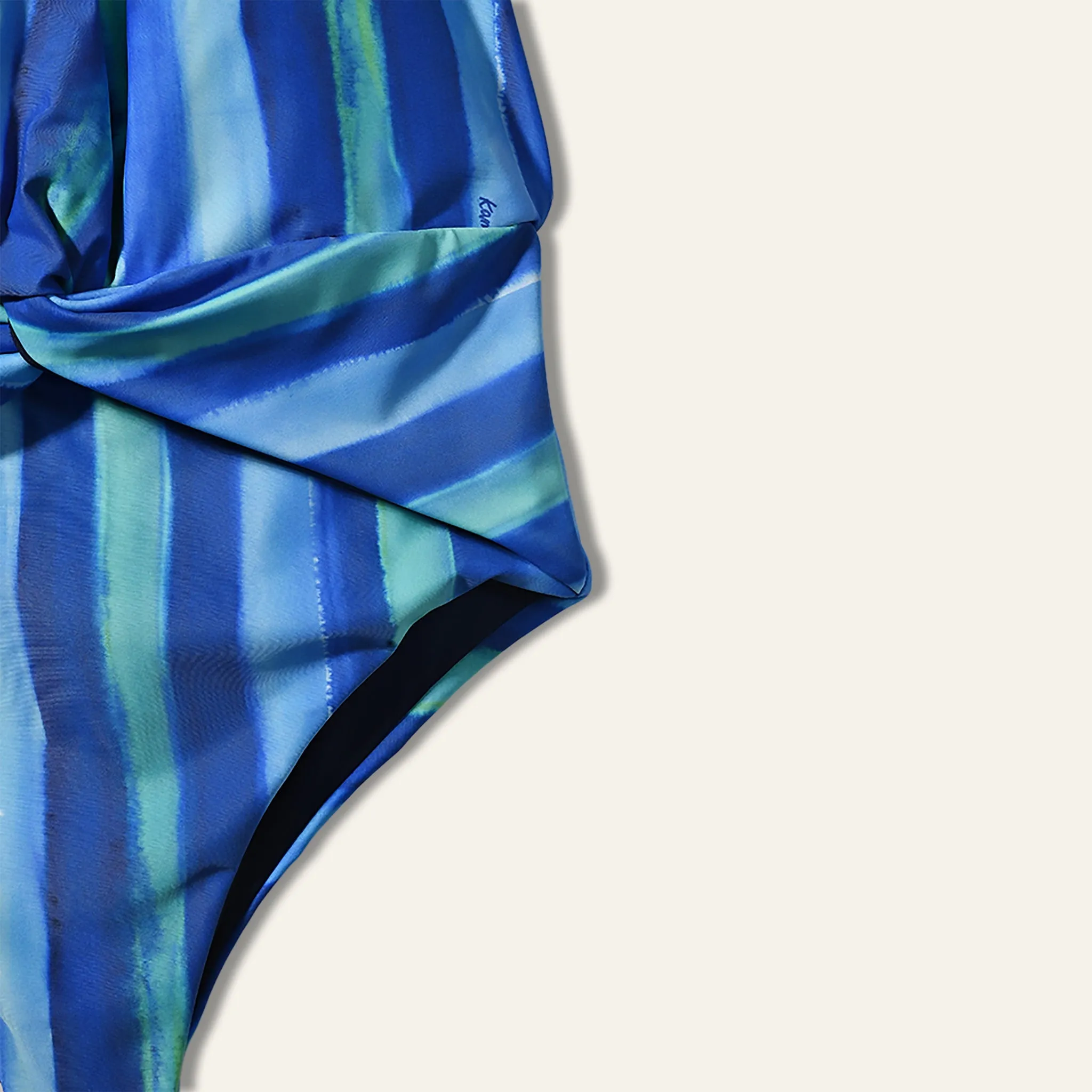 Criss Crossed One Piece Abyss