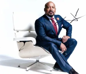 Daymond John Signed Autograph 8x10 Photo - FUBU Founder Shark Tank Billionaire