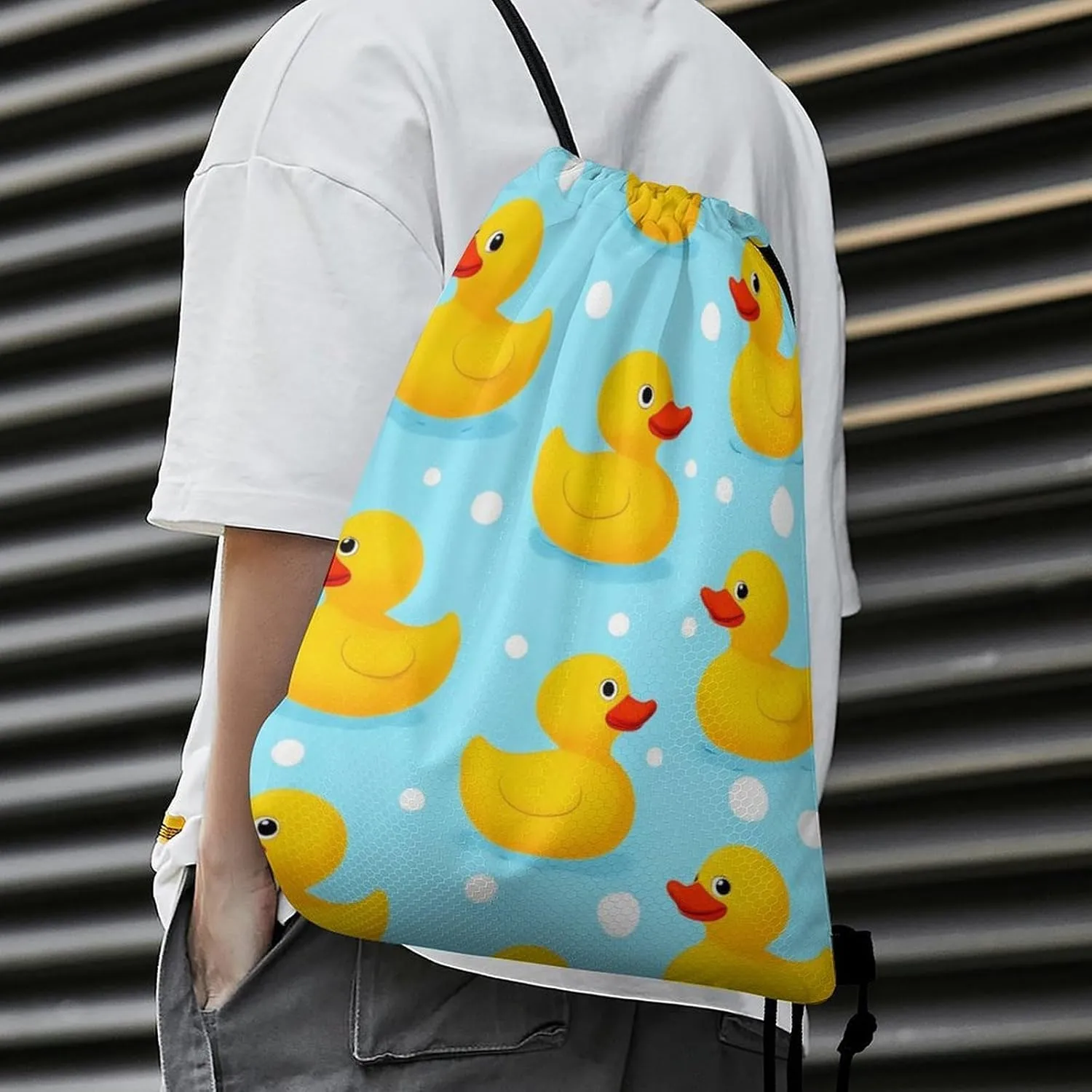 Fashion Adults Drawstring Bag, Yellow Rubber Duck Print Lightweight Backpack with Sturdy Cord Shoulder Strap, Large Capacity Shoulder Bags for Picnics
