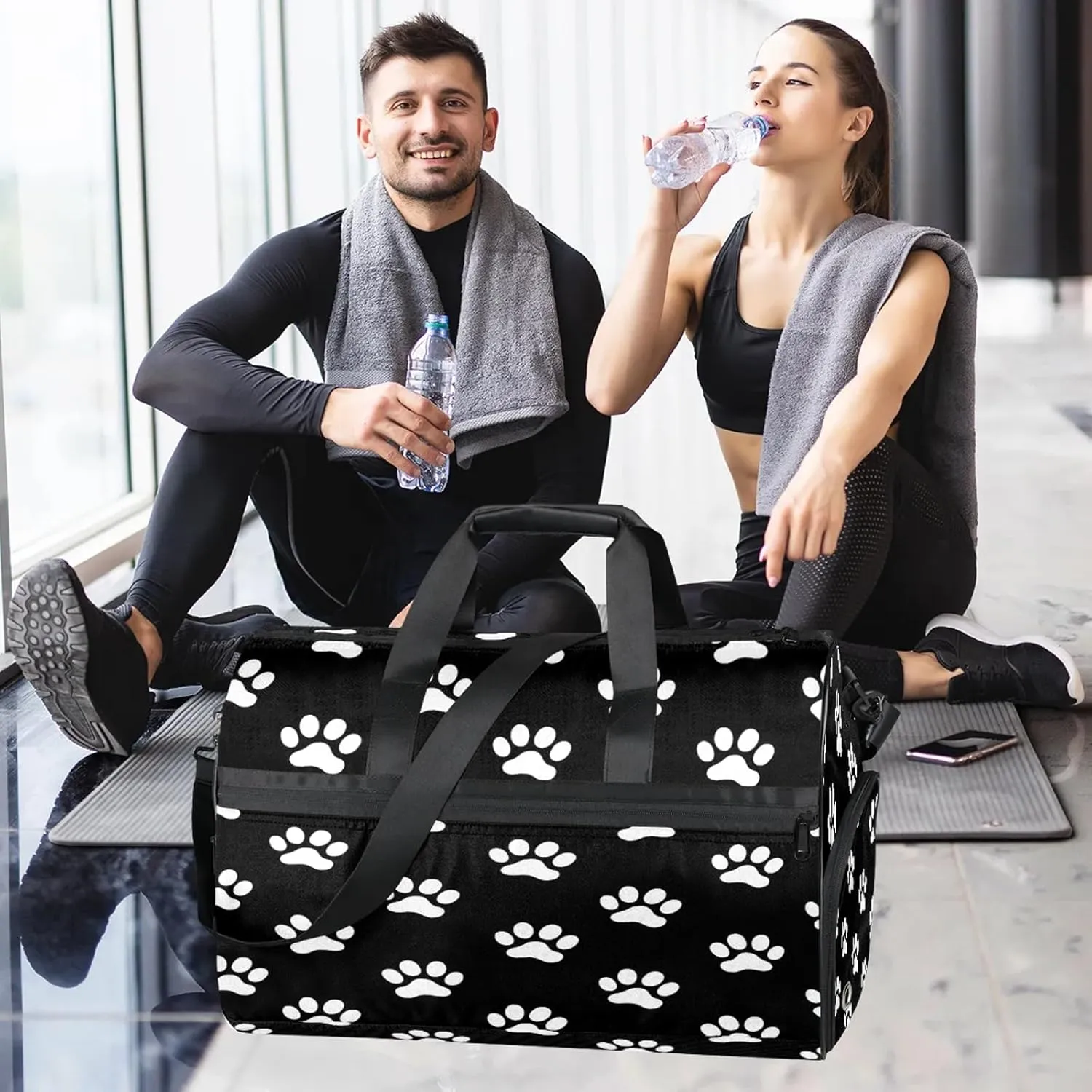 Gym Bag for Women Men Animal Cute Paw Print Travel Duffle Bag with Shoe Compartment Waterproof Sports Tote Bags Large Overnight Weekender Bags for Travel Swimming Gym Yoga Dance