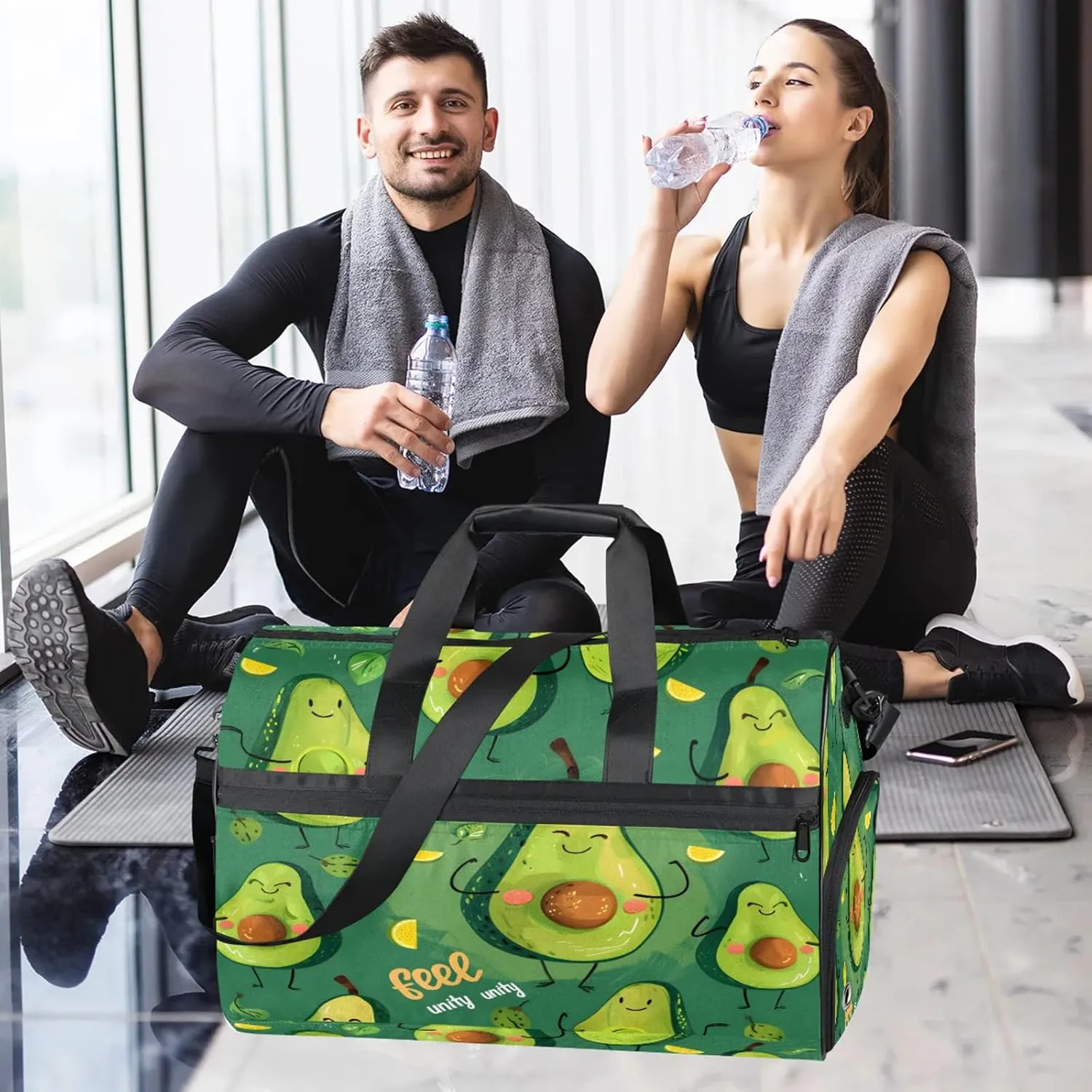 Gym Bag for Women Men Fruit Cute Cartoon Kiwifruit Travel Duffle Bag with Shoe Compartment Waterproof Sports Tote Bags Large Overnight Weekender Bags for Travel Swimming Gym Yoga Dance