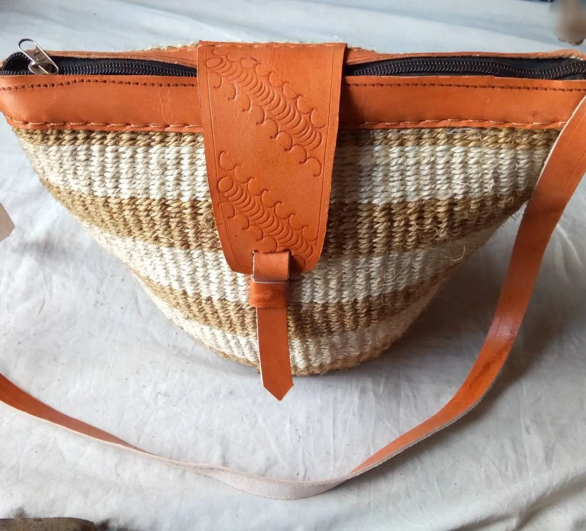 Handmade Woven Sisal Sling Bag - Boho Eco-Friendly Crossbody Bag | Sustainable Natural Fiber Purse | African Artisan Handcrafted Bag