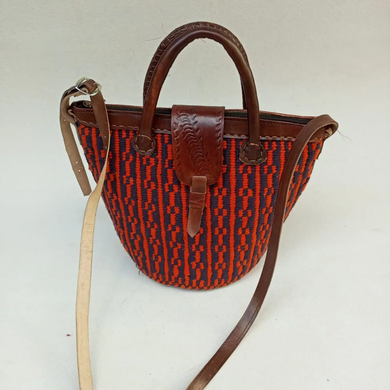Handmade Woven Sisal Sling Bag - Boho Eco-Friendly Crossbody Bag | Sustainable Natural Fiber Purse | African Artisan Handcrafted Bag