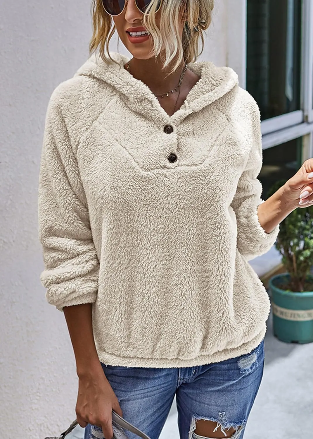 KIRUNDO Women's 2025 Winter Fuzzy Fleece Hoodies Sweatshirts Casual Long Sleeves Shaggy Sherpa Pullover With Pockets