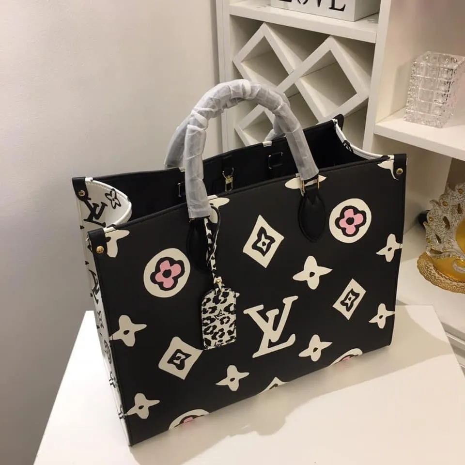 Louis Vuitton  GM Bag