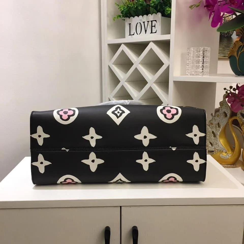 Louis Vuitton  GM Bag