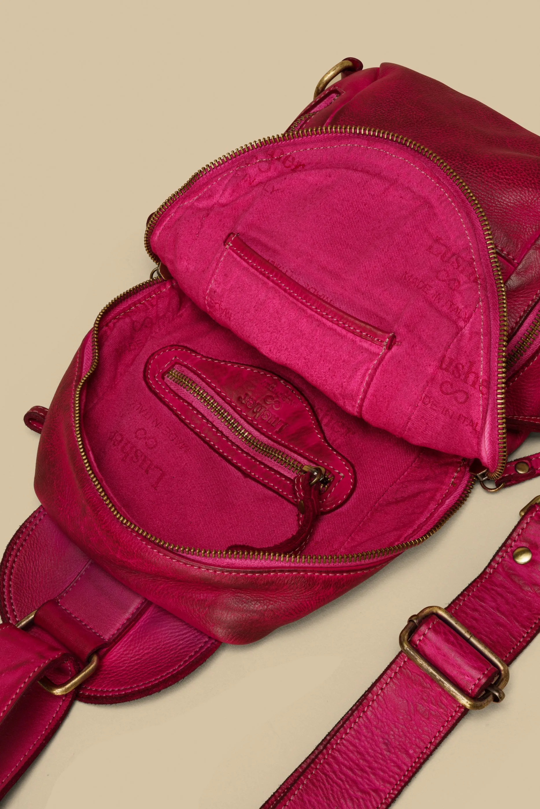 Movement Sling Bag - Stoned Fuchsia