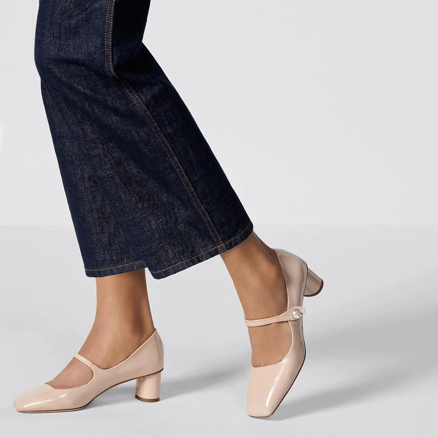 MUCCCUTE Mary Jane Shoes Women Chunky Block Heels Pumps Closed Toe Comfortable Patent Leather Work Dress Shoes