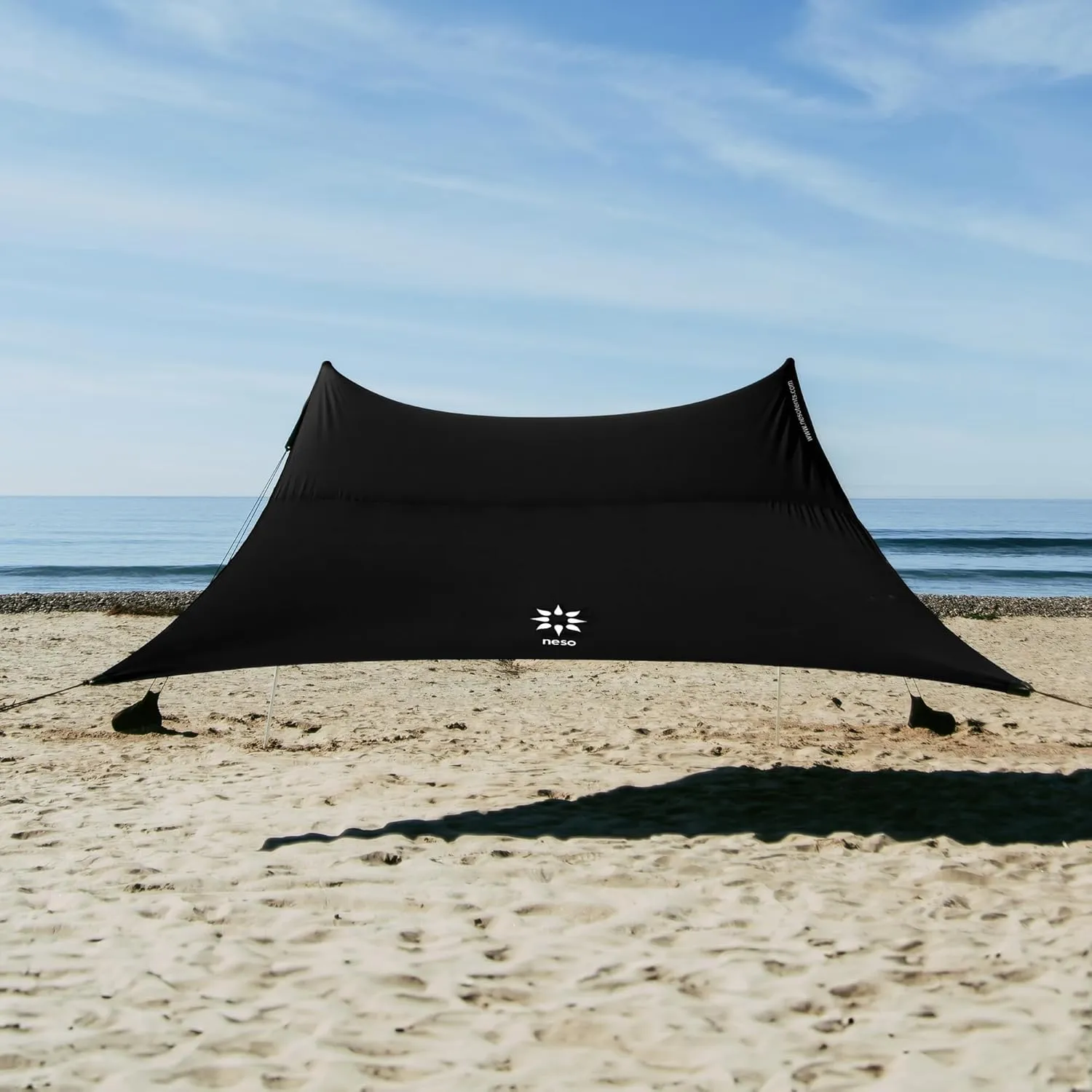 Neso Gigante - Portable Beach Tent - Ideal to Enjoy with Family and Friends - UPF 50 , Water-Resistant, and Lightweight - Black, 11' x 11'
