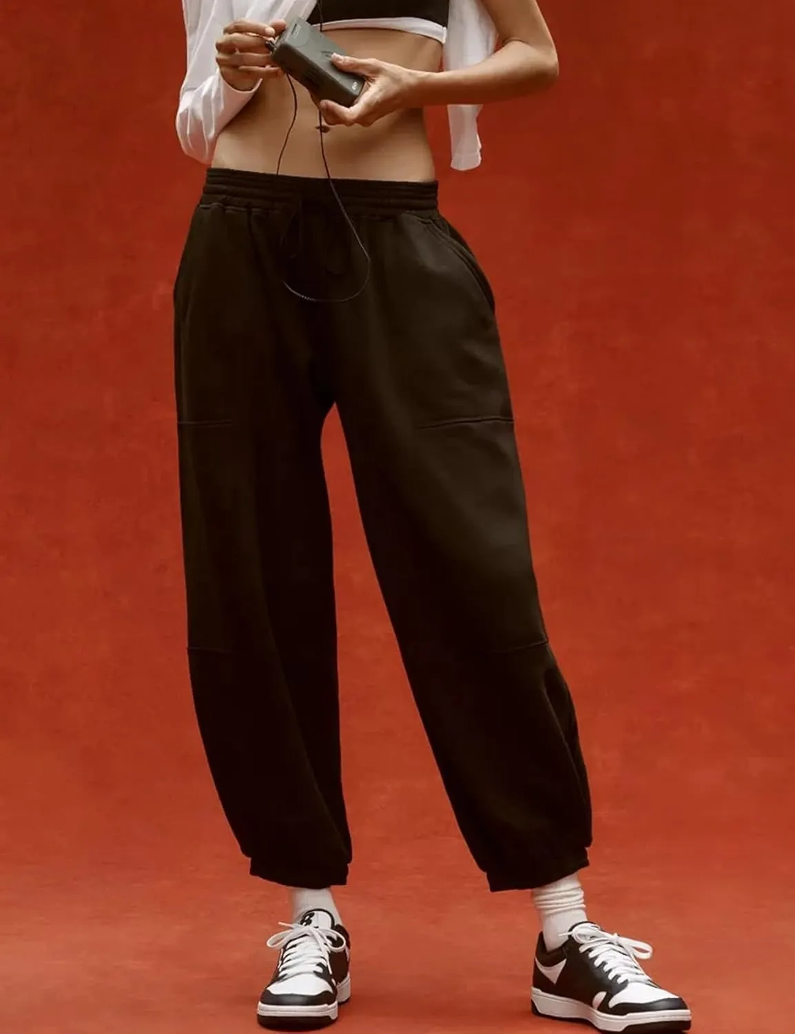 PEHMEA Women's Wide Leg Sweatpants Baggy Athletic Jogger Pants Drawstring Streetwear Trousers with Pockets