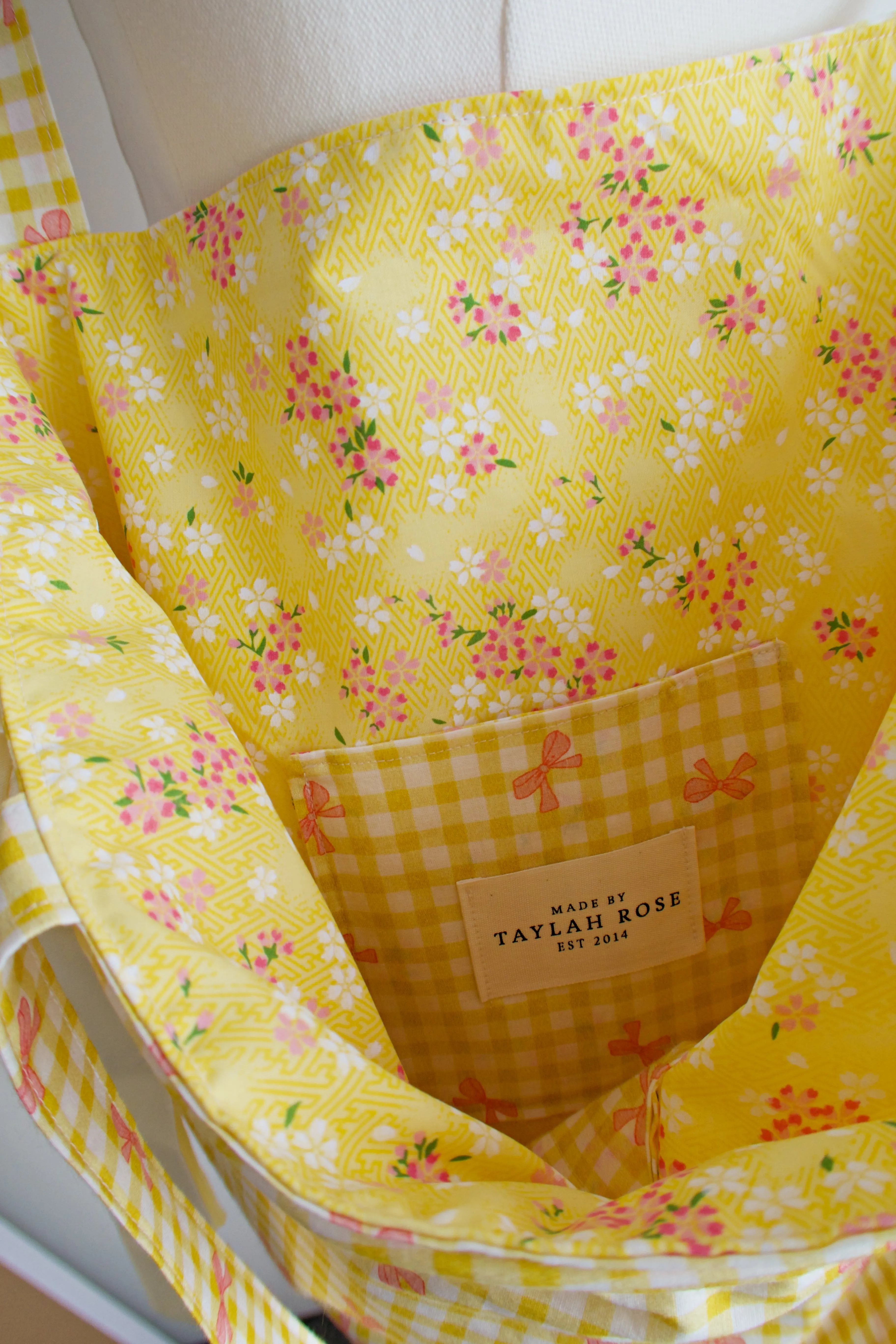 Pretty Yellow Bow Tote Bag