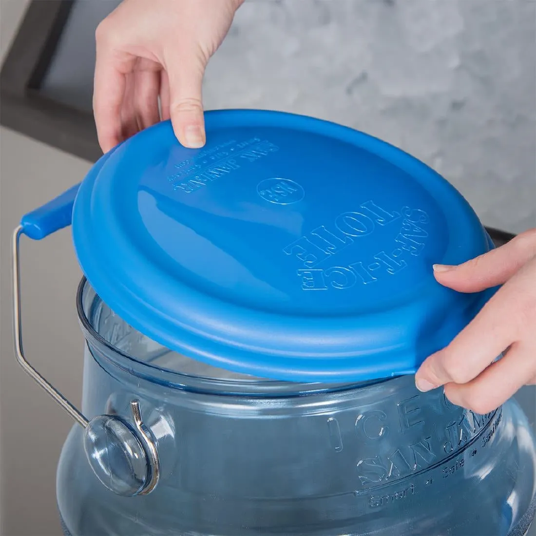 San Jamar Saf-T-Ice Lid