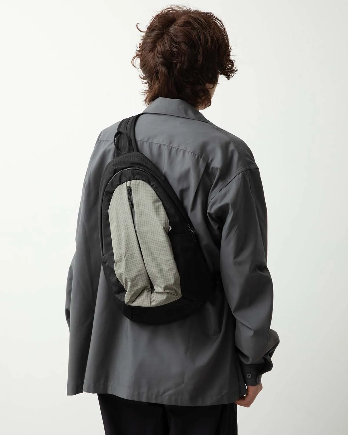 SLING BAG