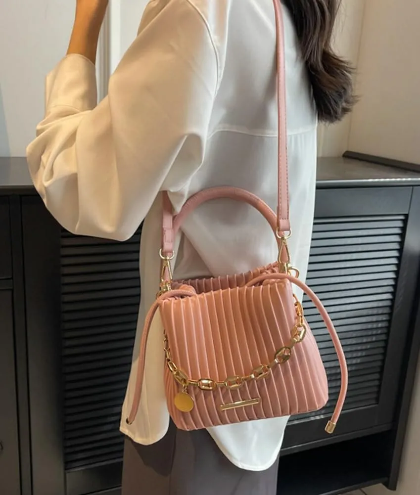Soft Bucket Crossbody Bag for Women Small Purse Trendy Pleated PU Leather Shoulder Totes Hnadbag Satchel with Chain