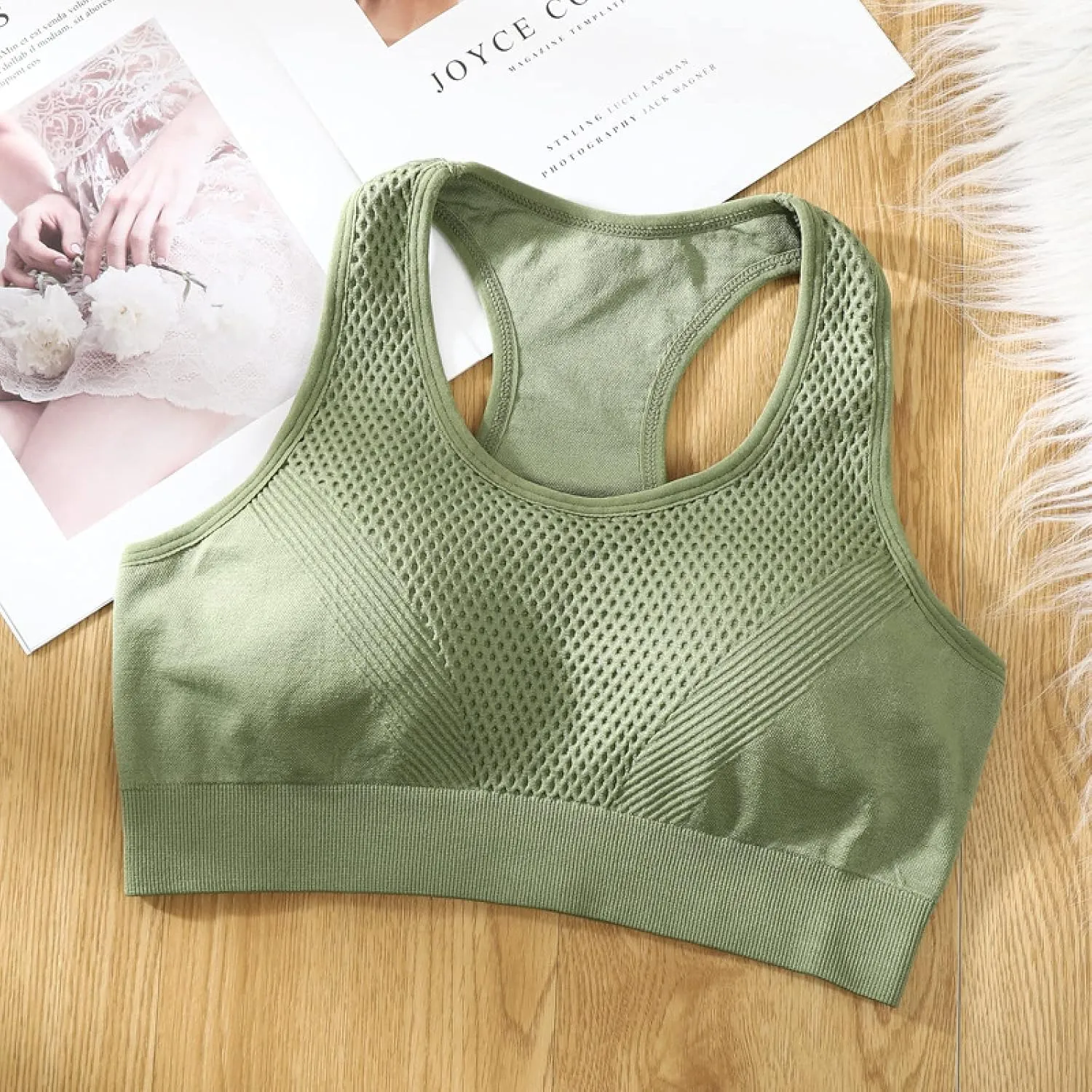 Sports Bras for Women Women's Sports Bras Shockproof Ventilated Chest Pad Tube Top Camisole Yoga Gym Tops Seamless