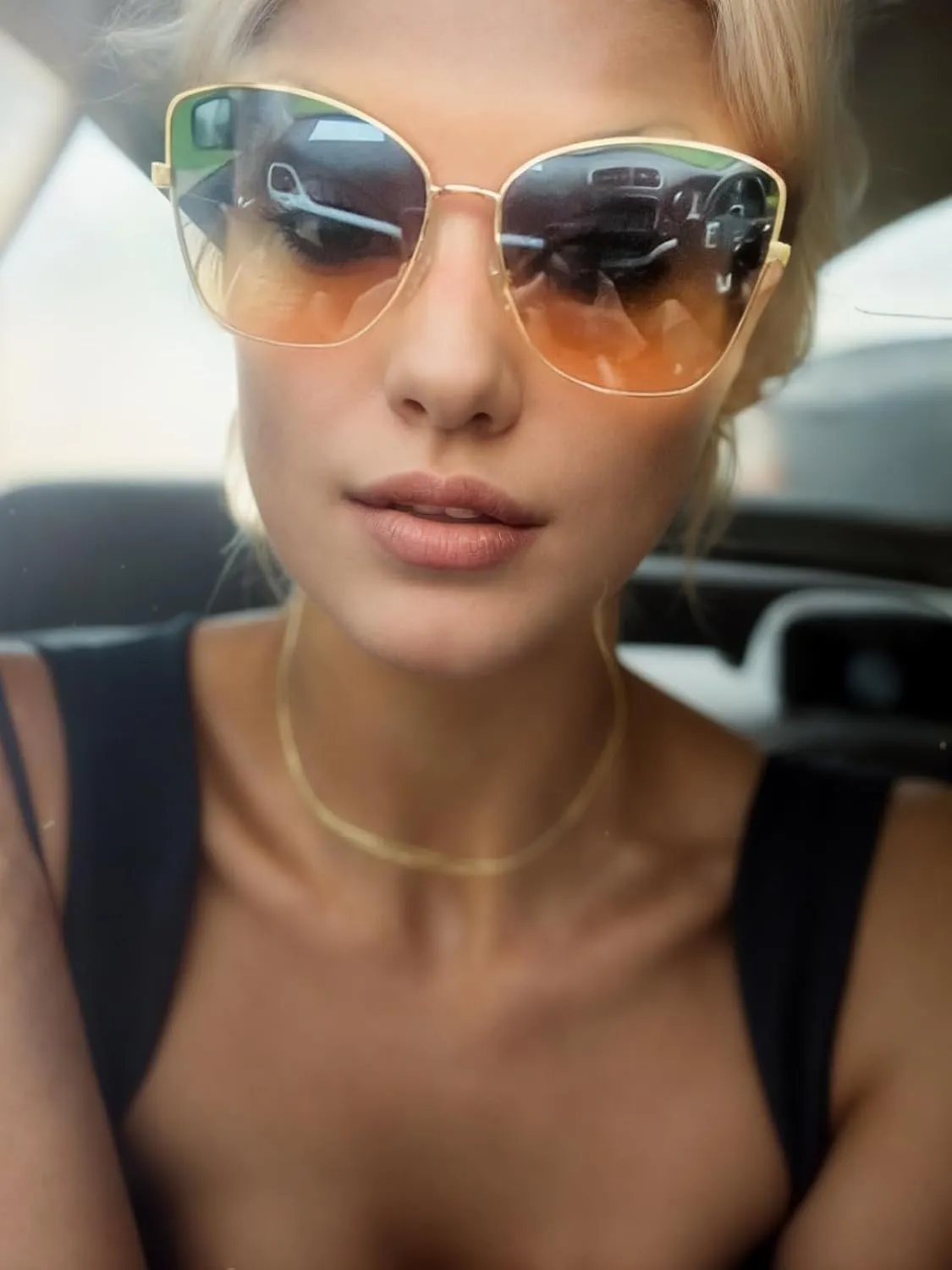 The Fresh Classic Crystal Elegant Women Beauty Design Sunglasses Gift Box