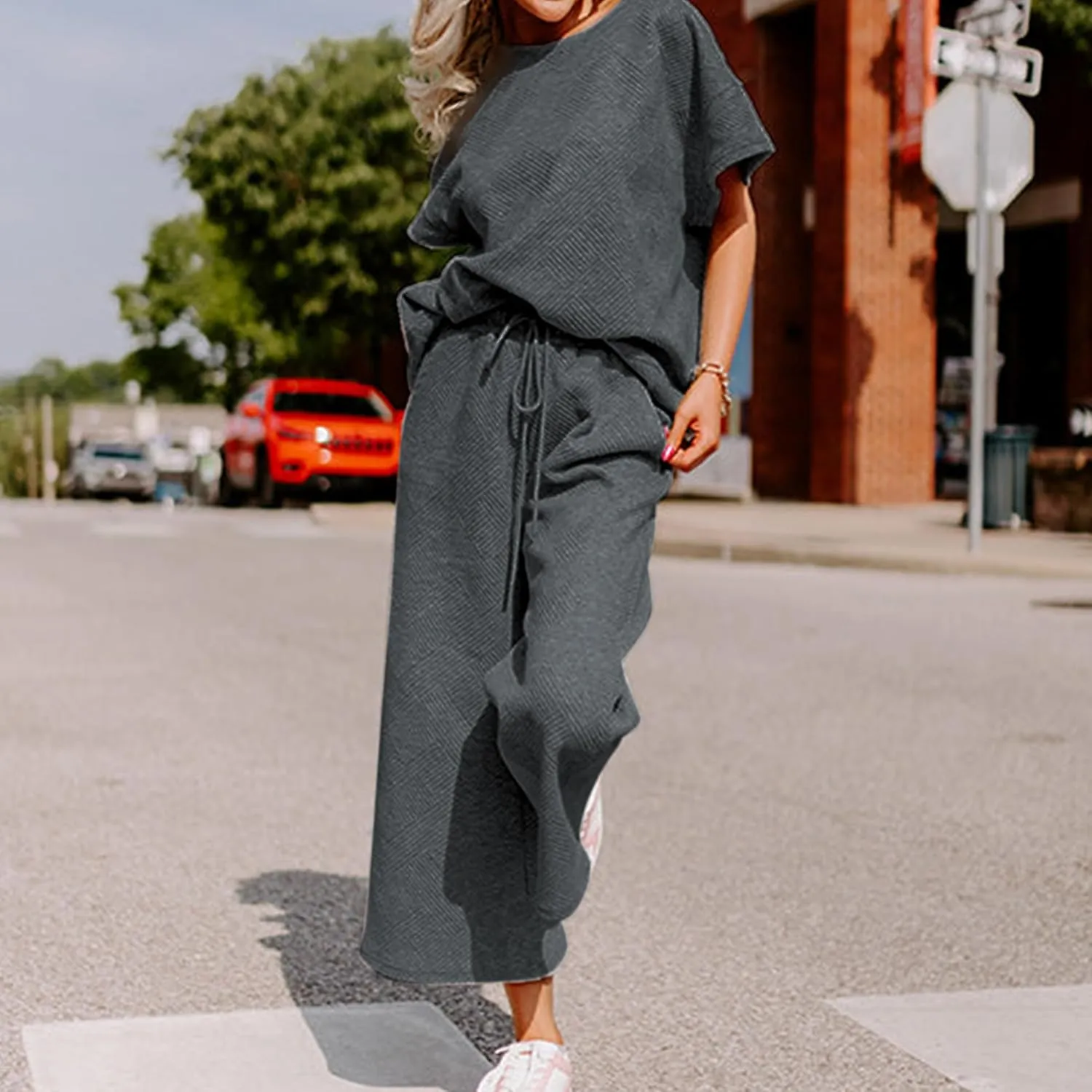 Women's 2 Piece Outfits Textured Sweatsuit 3/4 Batwing Sleeve Crew Neck Pullover Top Wide Leg Pant Tracksuit Set