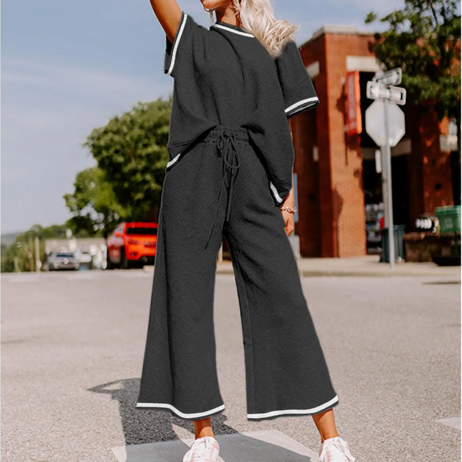 Women's 2 Piece Outfits Textured Sweatsuit 3/4 Batwing Sleeve Crew Neck Pullover Top Wide Leg Pant Tracksuit Set