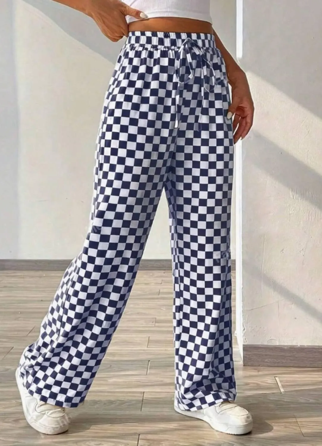 Women's Casual Checkered Pants Drawstring Elastic Waist Comfy Loose Straight Wide Leg Plaid Pants with Pockets