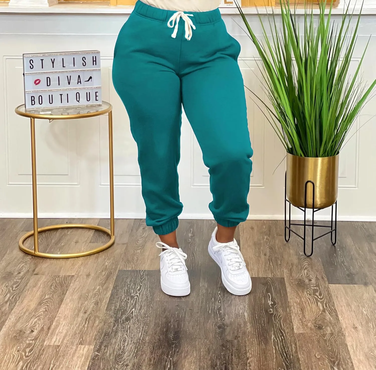 Women's Plus Size Casual Sweatpants Drawstring Jogger Pants Tight Track Pants with Pockets