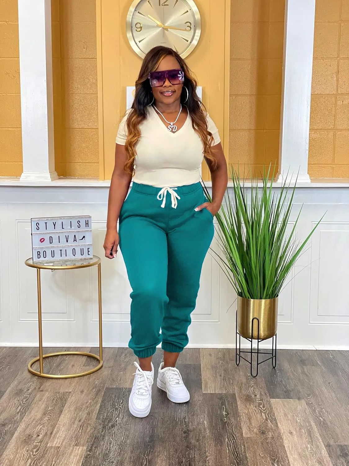 Women's Plus Size Casual Sweatpants Drawstring Jogger Pants Tight Track Pants with Pockets